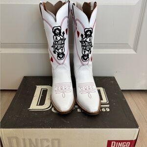 Dingo Queen of Hearts Boots - White